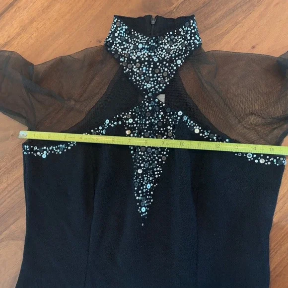 ST JOHN Evening by Marie Gray Crystal Embellished Knit Bodycon Dress Mesh  Sz 4 - threedaughtersproperties.com
